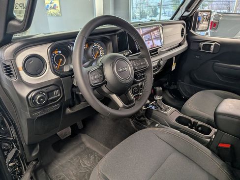 New 2026 Jeep Wrangler Sport AWD/4WD image 9