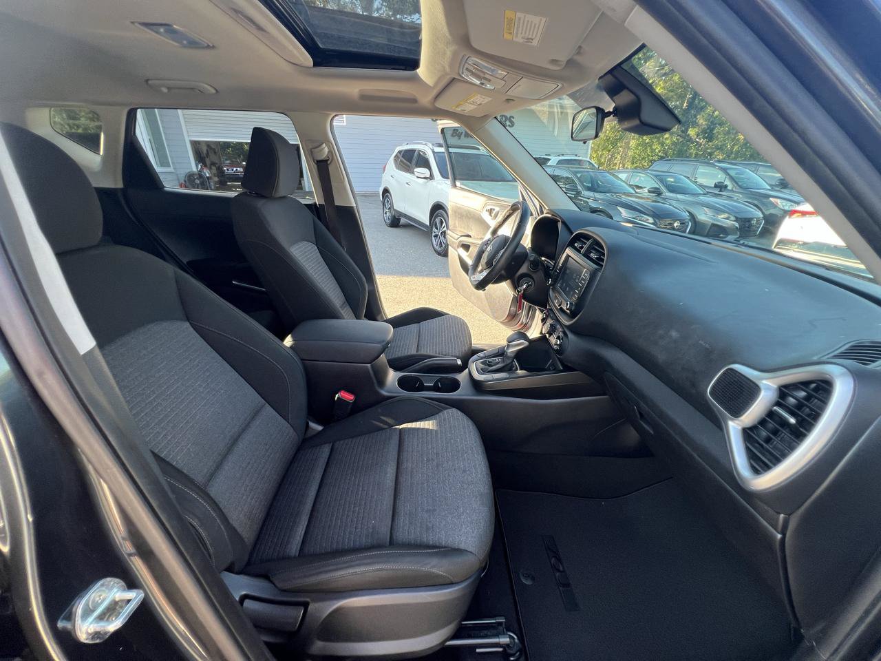 Used 2021 Kia Soul GT-Line FWD image 14
