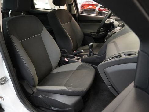 Used 2012 Ford Focus S FWD image 30