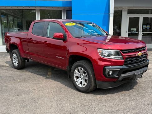 Used 2021 Chevrolet Colorado LT w/ LT Convenience Package AWD/4WD image 3