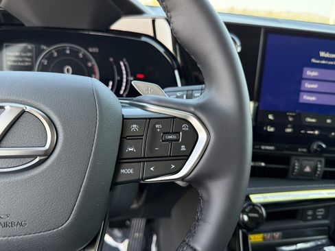 New 2026 Lexus NX 350 AWD image 24