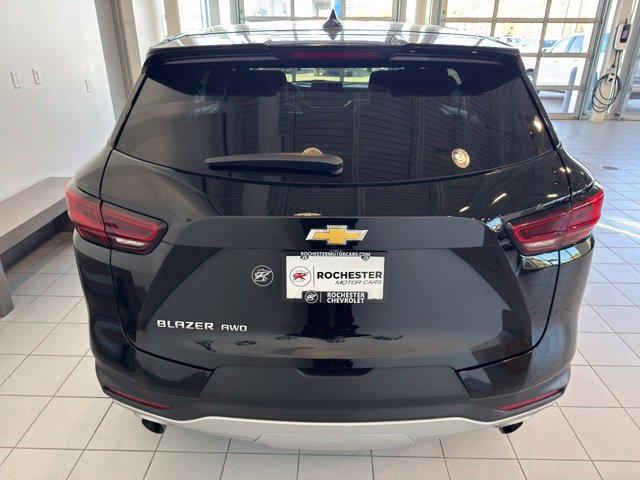 Used 2023 Chevrolet Blazer LT AWD/4WD image 44