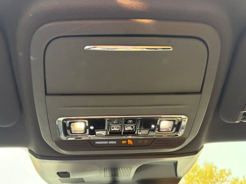 Used 2021 Lincoln Corsair Reserve w/ Equipment Group 201A AWD/4WD image 16