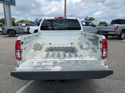 Used 2018 Nissan Frontier S image 13