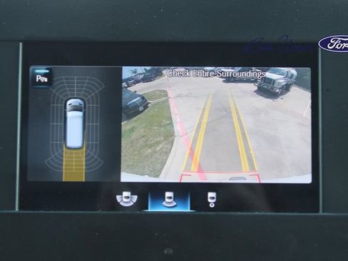 Used 2024 Mercedes-Benz Sprinter 4500 image 15