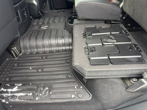 Used 2018 RAM 1500 Rebel w/ Luxury Group image 34