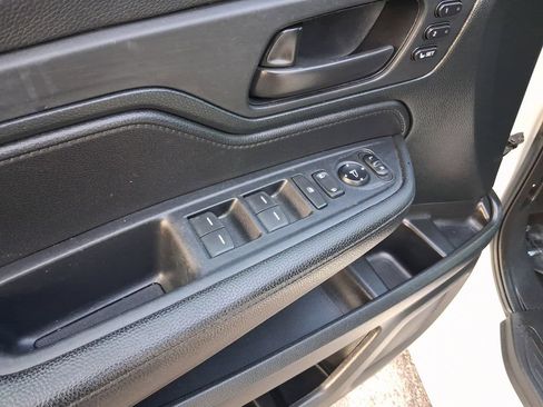 Used 2023 Honda Odyssey Sport image 17