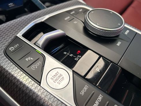 Used 2025 BMW M340i xDrive M340i xDrive image 8