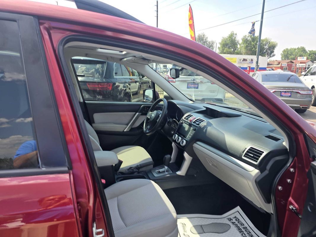 Used 2016 Subaru Forester 2.5i Premium AWD/4WD image 37