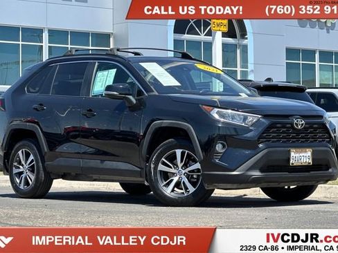 Used 2021 Toyota RAV4 XLE w/ Convenience Package AWD/4WD image 1