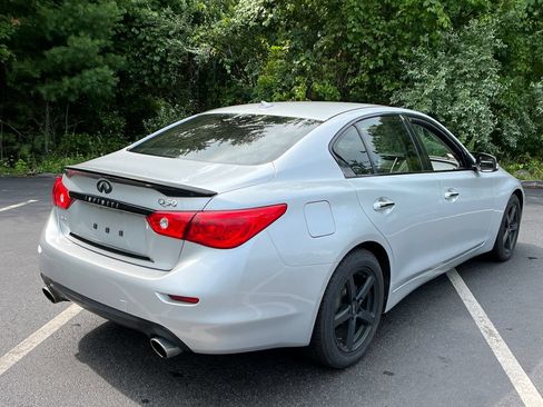 Used 2017 INFINITI Q50 Premium w/ 2.0T Premium Plus Package AWD/4WD image 6