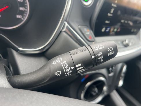 Used 2025 Chevrolet Blazer LT image 13