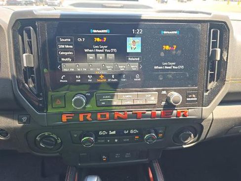 Used 2025 Nissan Frontier PRO-4X AWD/4WD image 11