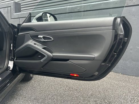 Certified 2017 Porsche 911 Carrera 4S image 20