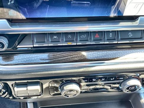 New 2026 Chevrolet Silverado 1500 LT w/ Z71 Off-Road Package image 20