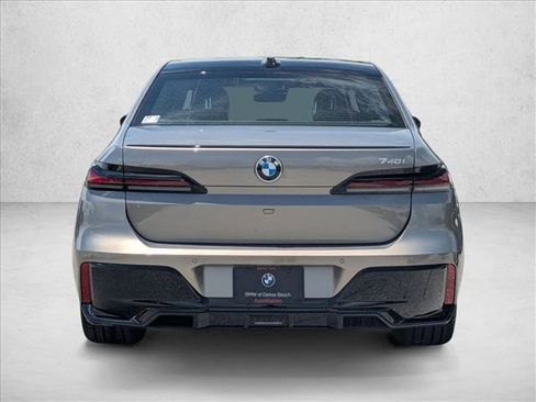 New 2026 BMW 740i RWD image 7