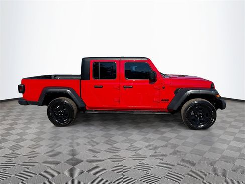 Used 2023 Jeep Gladiator Sport w/ Trailer Tow Package image 6