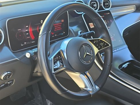 Used 2024 Mercedes-Benz GLC 300 GLC 300 image 19