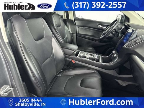 Used 2022 Ford Edge Titanium AWD/4WD image 19