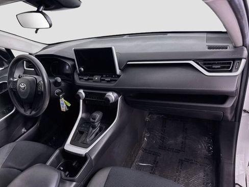 Certified 2023 Toyota RAV4 LE FWD image 29