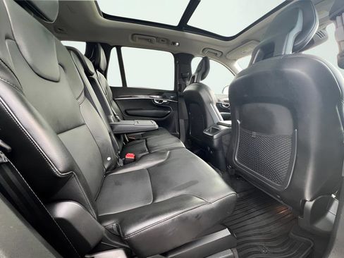 Used 2018 Volvo XC90 T5 Momentum w/ Convenience Package AWD/4WD image 23