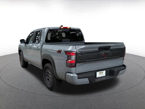 Used 2026 Nissan Frontier PRO-4X AWD/4WD image 5