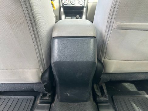 Used 2017 Subaru Forester 2.5i Premium w/ All-Weather Package image 24