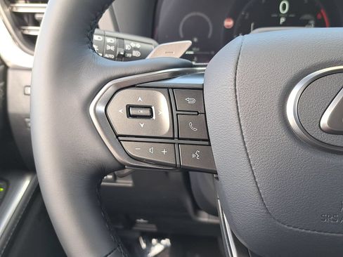 Used 2026 Lexus GX 550 w/ Accessory Package (31) AWD/4WD image 19