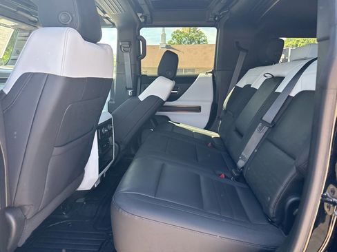 Used 2024 GMC Hummer EV 3X AWD/4WD image 12