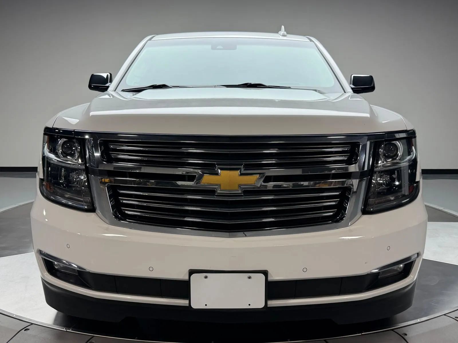 Used 2016 Chevrolet Suburban LTZ AWD/4WD image 3