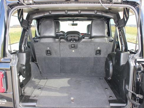 Used 2020 Jeep Wrangler Unlimited Rubicon w/ Uconnect 4C Nav & Sound Group image 37