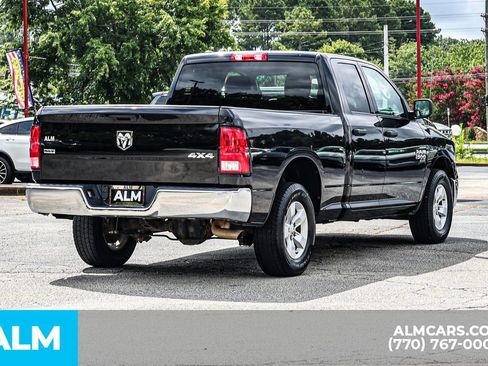 Used 2024 RAM 1500 Classic SLT AWD/4WD image 5