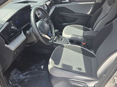 Certified 2023 Volkswagen Taos S FWD image 10