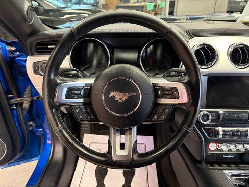 Used 2017 Ford Mustang GT Premium w/ Enhanced Security Package RWD image 9