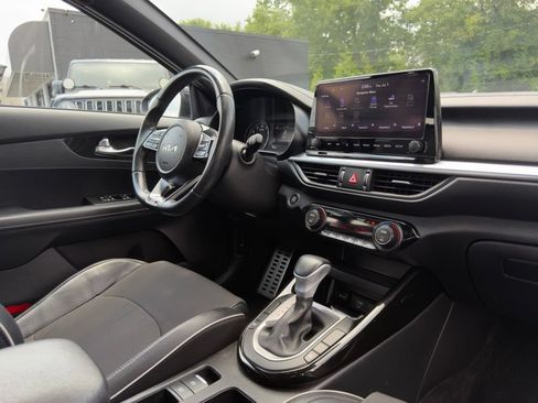 Used 2022 Kia Forte GT-Line w/ GT-Line Technology Package FWD image 28
