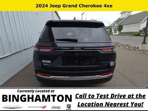 Used 2024 Jeep Grand Cherokee Limited 4xe AWD/4WD image 5