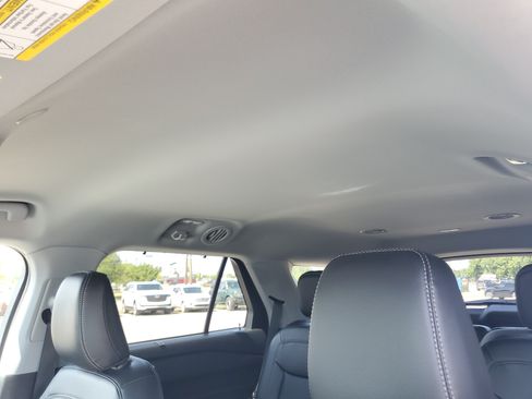 Used 2022 Ford Explorer Limited AWD/4WD image 11