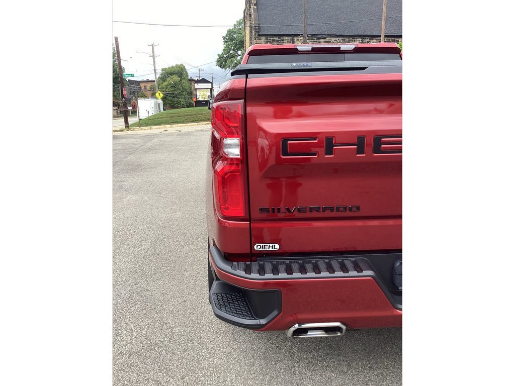 Used 2024 Chevrolet Silverado 1500 RST w/ Convenience Package II AWD/4WD image 31