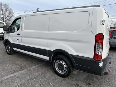 Used 2018 Ford Transit 150 130 Low Roof image 8