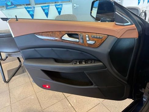 Used 2015 Mercedes-Benz CLS 400 image 19