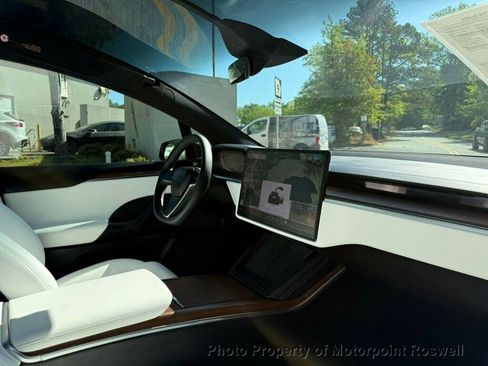 Used 2024 Tesla Model X AWD/4WD image 22