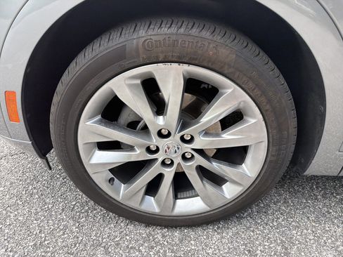 Certified 2023 Buick Envision Avenir FWD image 12
