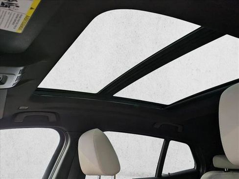 Used 2020 BMW X2 xDrive28i w/ Premium Package image 13