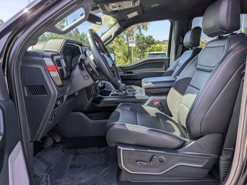 Used 2025 Ford F150 Raptor AWD/4WD image 17