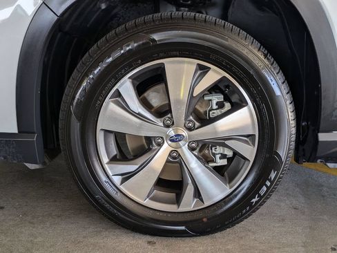 Used 2025 Subaru Ascent Premium AWD/4WD image 31