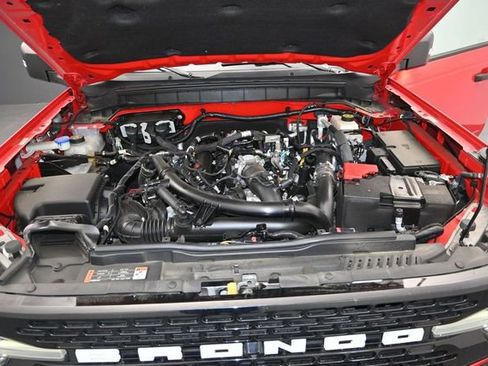 Used 2022 Ford Bronco Wildtrak AWD/4WD image 10