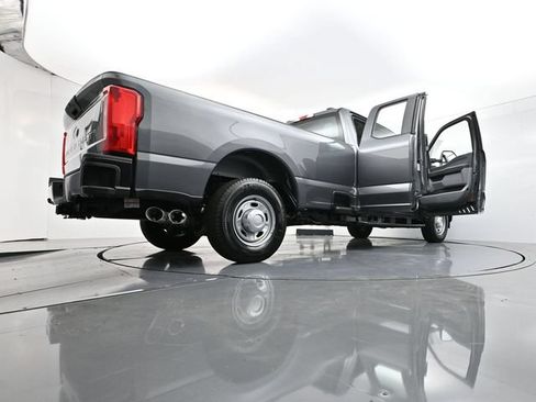 Used 2026 Ford F250 XL RWD image 40