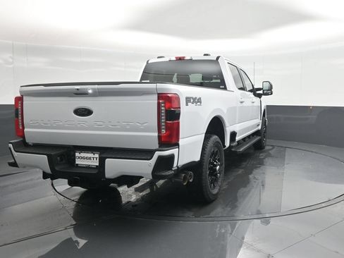 New 2026 Ford F250 Lariat w/ Black Appearance Package AWD/4WD image 26