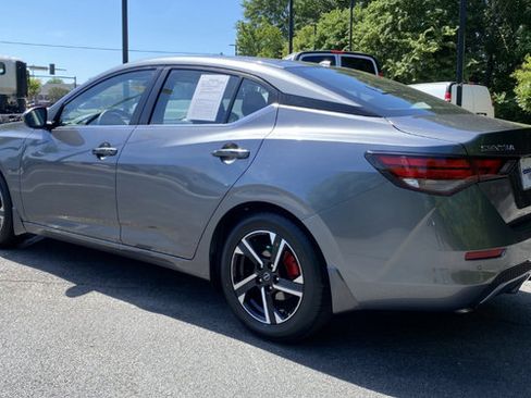 Used 2025 Nissan Sentra SV w/ All-Weather Package FWD image 2