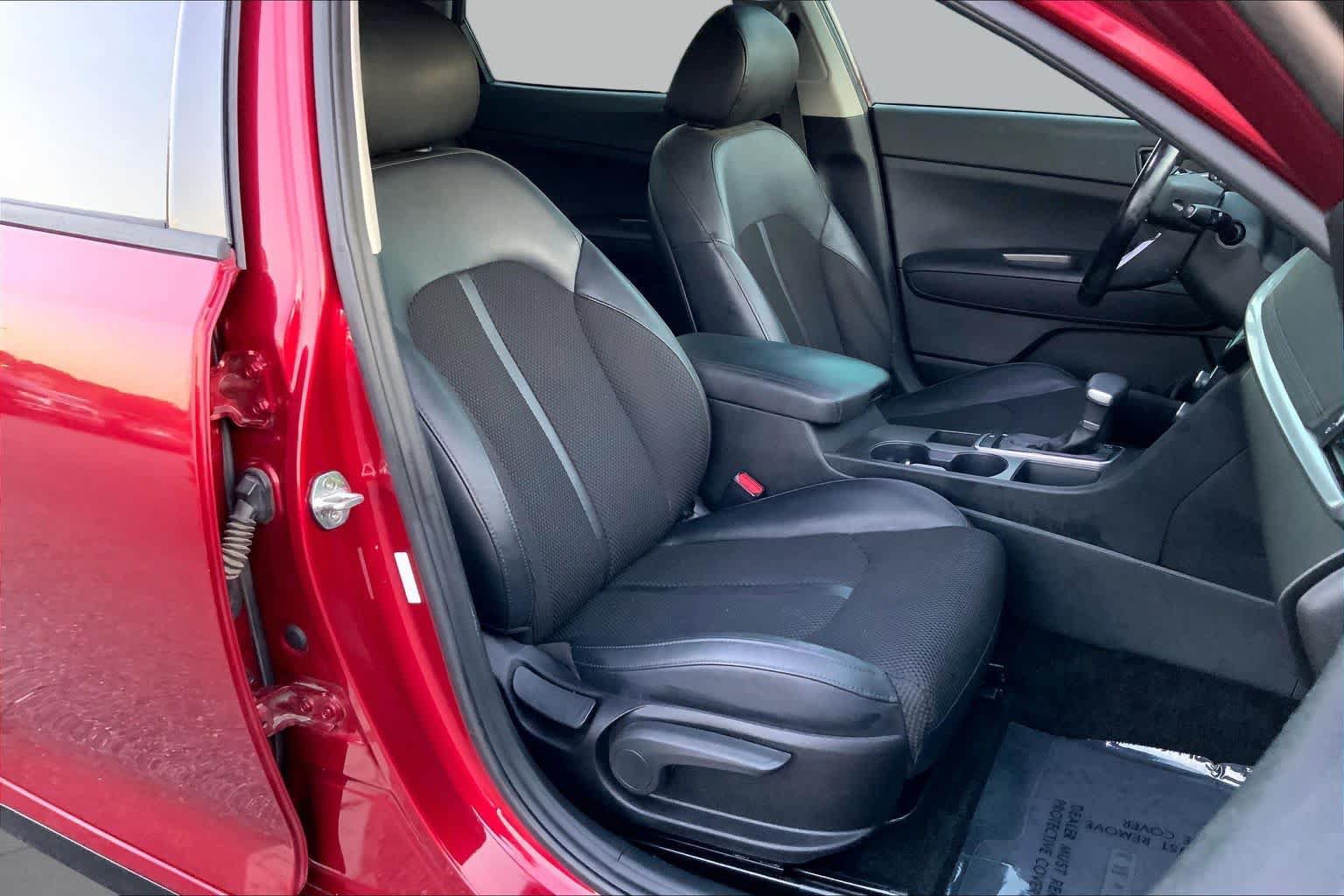 Used 2019 Kia Optima S w/ S Panoramic Sunroof Package FWD image 8